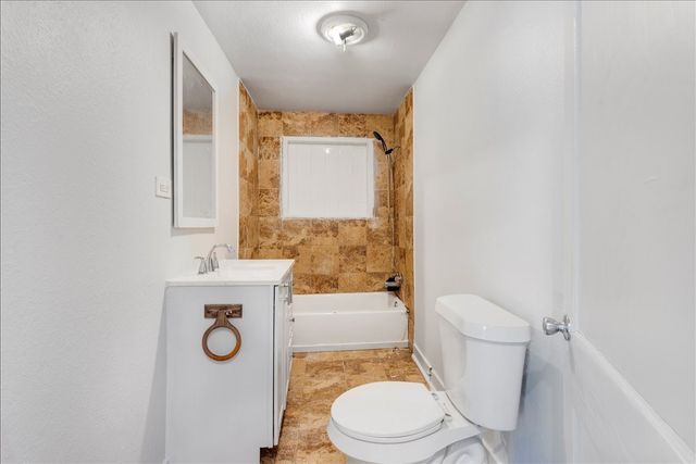 917 W Crawford Street, Denison, TX 75020