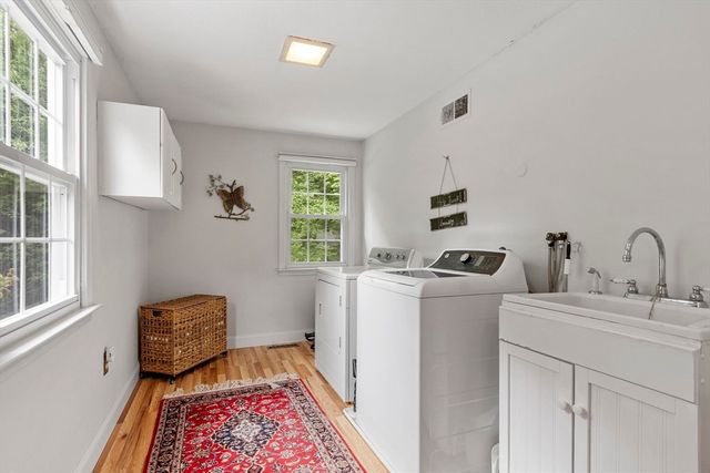 18 Farrwood Dr, Andover, MA 01810