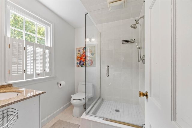 18 Farrwood Dr, Andover, MA 01810