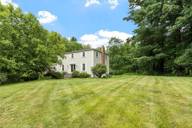 18 Farrwood Dr, Andover, MA 01810