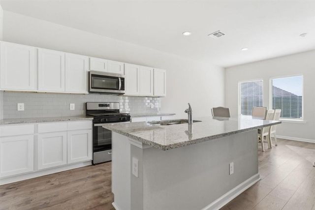 293 Paisley Parkway, Sulphur, LA 70663