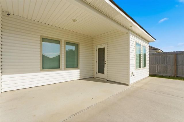 293 Paisley Parkway, Sulphur, LA 70663