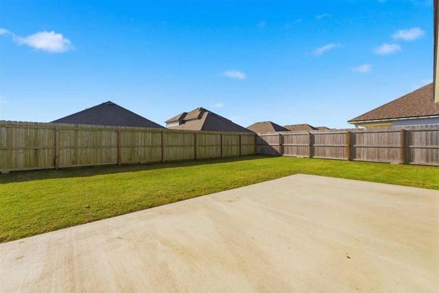 293 Paisley Parkway, Sulphur, LA 70663