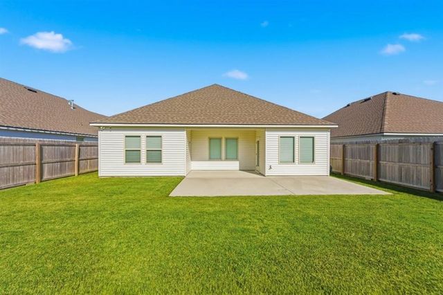 293 Paisley Parkway, Sulphur, LA 70663