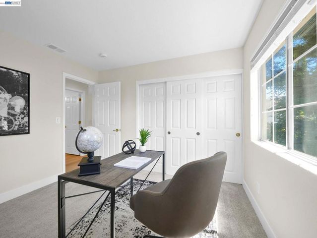 36270 Enfield Dr, Newark, CA 94560