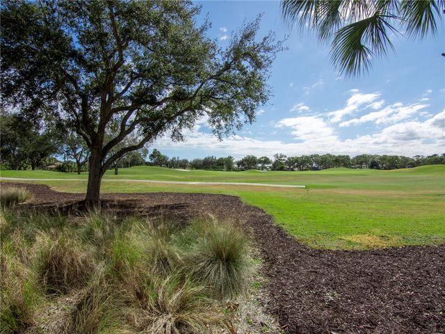 5015 Fairways Circle A102, Vero Beach, FL 32967