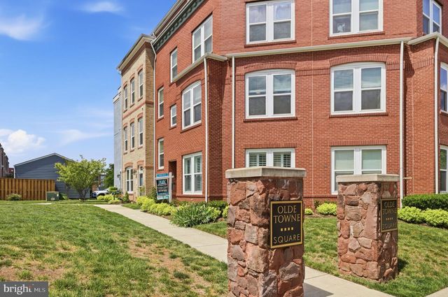 8922 CENTER ST, Manassas, VA 20110