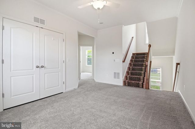8922 CENTER ST, Manassas, VA 20110