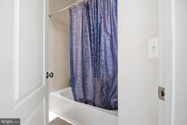 8922 CENTER ST, Manassas, VA 20110