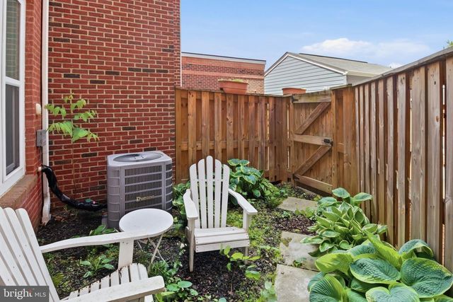 8922 CENTER ST, Manassas, VA 20110