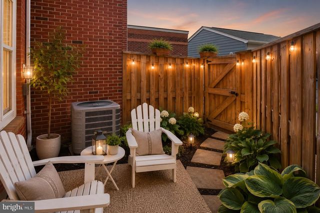 8922 CENTER ST, Manassas, VA 20110
