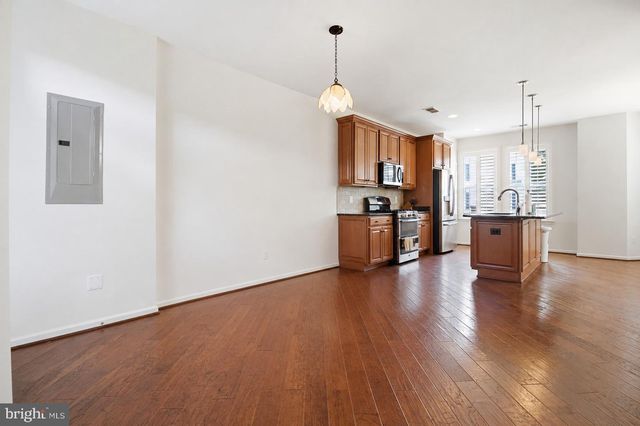 8922 CENTER ST, Manassas, VA 20110