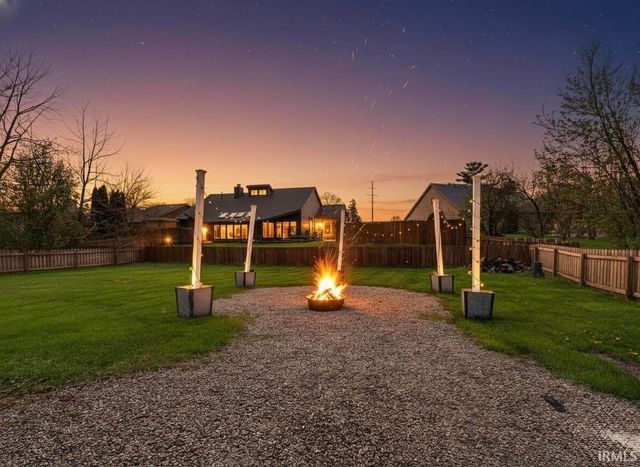 1103 Candlewood Way, Fort Wayne, IN 46845