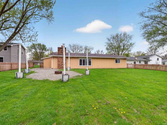 1103 Candlewood Way, Fort Wayne, IN 46845