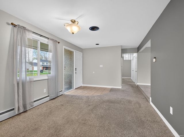 1103 Candlewood Way, Fort Wayne, IN 46845