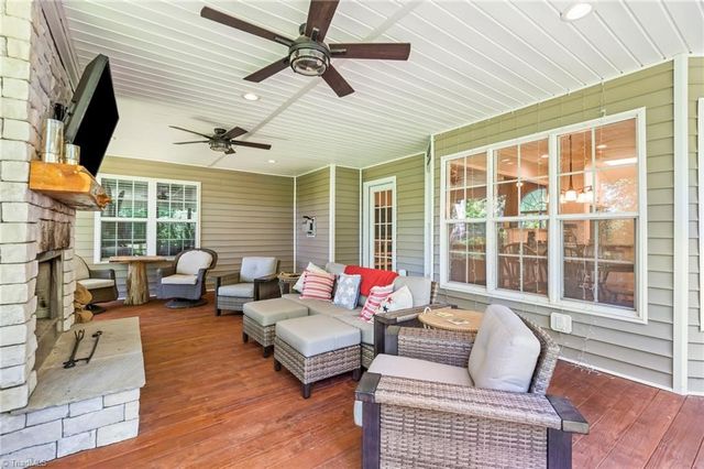 2756 Finch Farm Road, Trinity, NC 27370