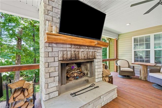 2756 Finch Farm Road, Trinity, NC 27370