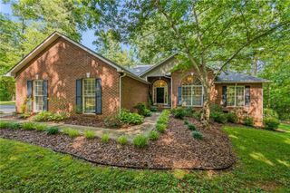 2756 Finch Farm Road, Trinity, NC 27370