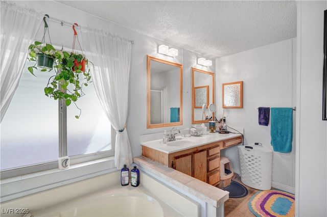 3244 Bellavista Lane, Las Vegas, NV 89122