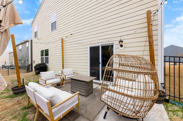 159 Calvin Creek Drive, Troutman, NC 28166