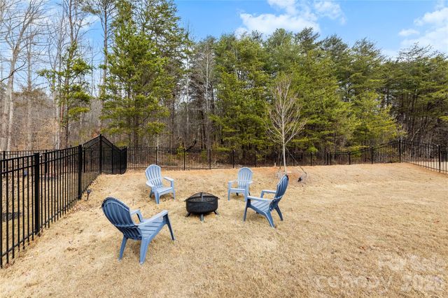 159 Calvin Creek Drive, Troutman, NC 28166