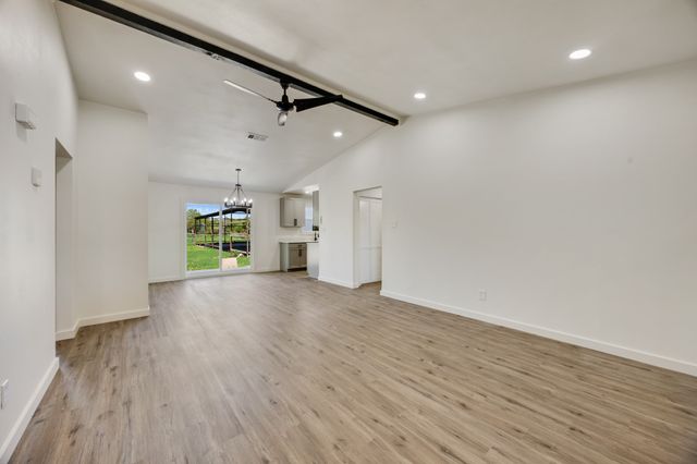 11827 Fm 1392, Terrell, TX 75160