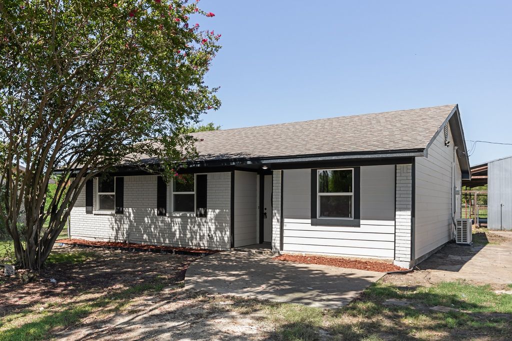 11827 Fm 1392, Terrell, TX 75160