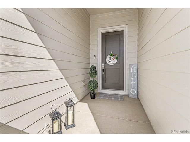 650 Simmental Loop, Castle Rock, CO 80104