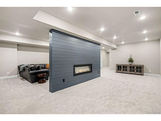 650 Simmental Loop, Castle Rock, CO 80104