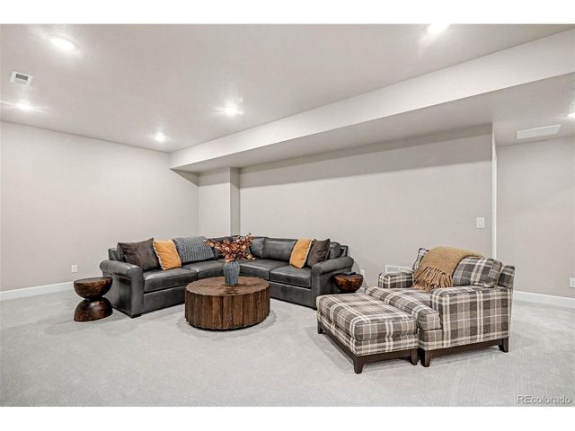 650 Simmental Loop, Castle Rock, CO 80104