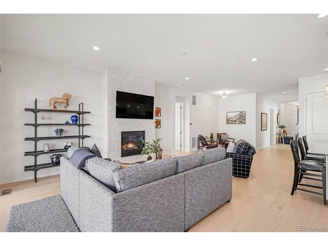 650 Simmental Loop, Castle Rock, CO 80104