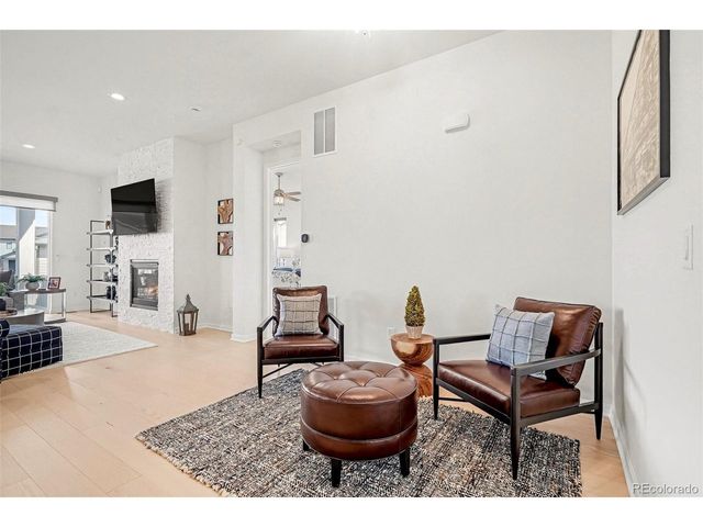 650 Simmental Loop, Castle Rock, CO 80104