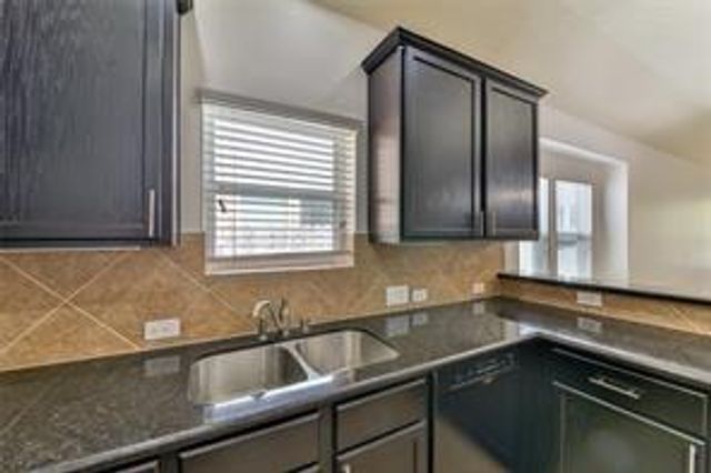 2013 Troon Drive, La Porte, TX 77571