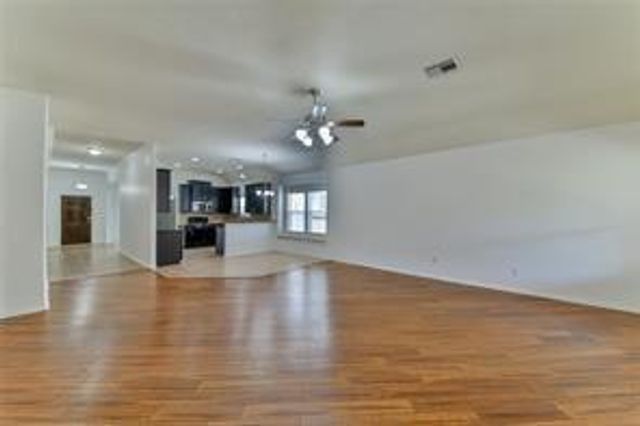 2013 Troon Drive, La Porte, TX 77571