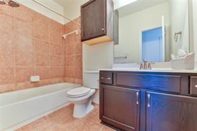 2013 Troon Drive, La Porte, TX 77571
