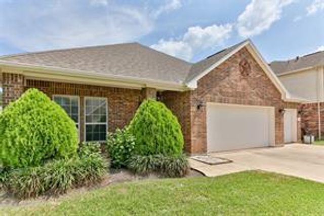 2013 Troon Drive, La Porte, TX 77571