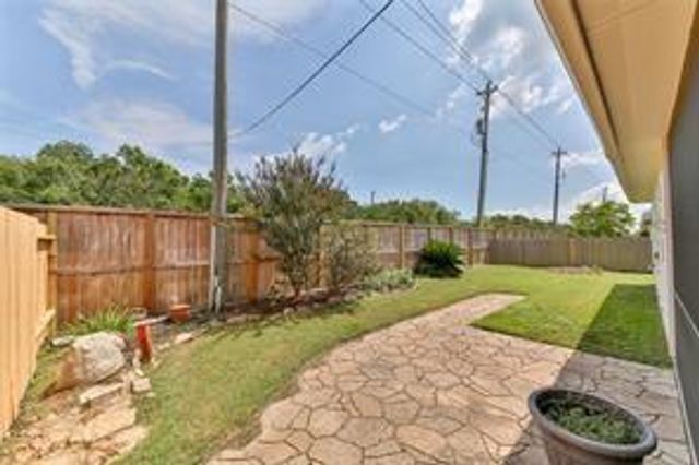 2013 Troon Drive, La Porte, TX 77571