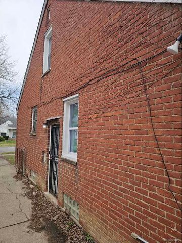 8442 Warwick Street, Detroit, MI 48228