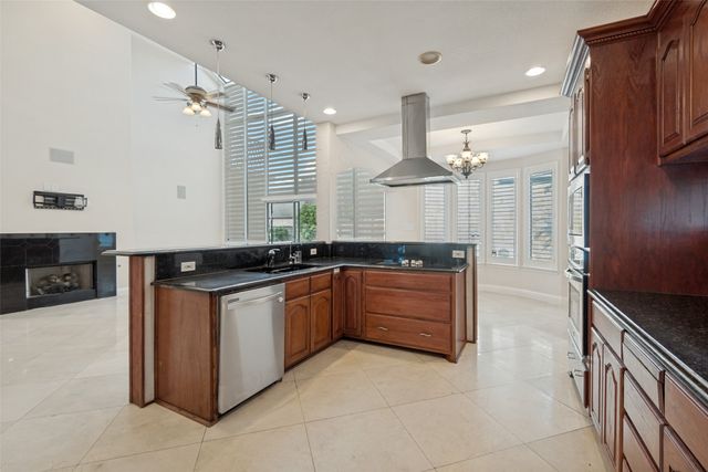 6810 Airline Road, University Park, TX 75205