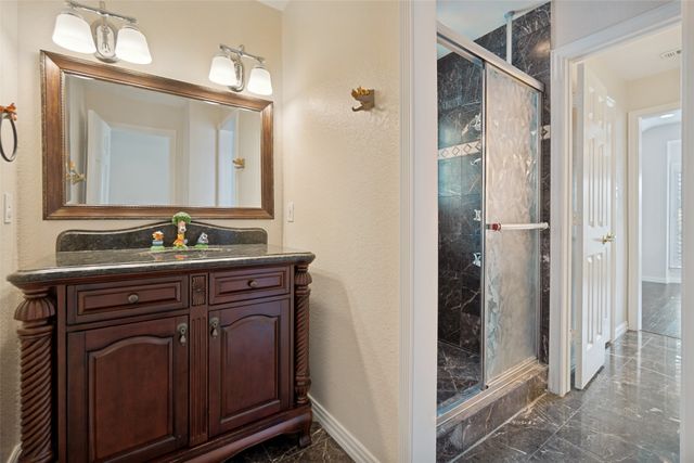 6810 Airline Road, University Park, TX 75205