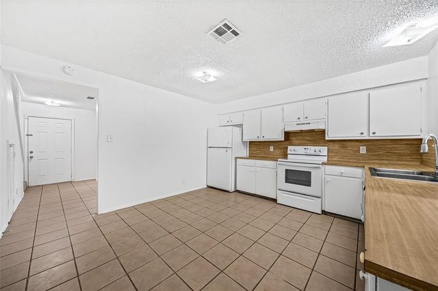1601 Taylor Gaines St A, Austin, TX 78741