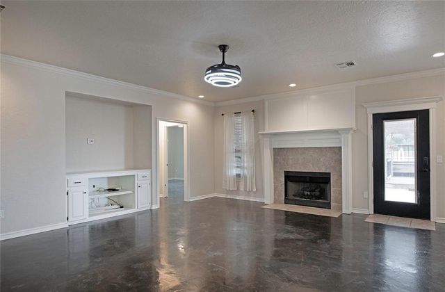 13124 Skyland Drive, Yukon, OK 73099