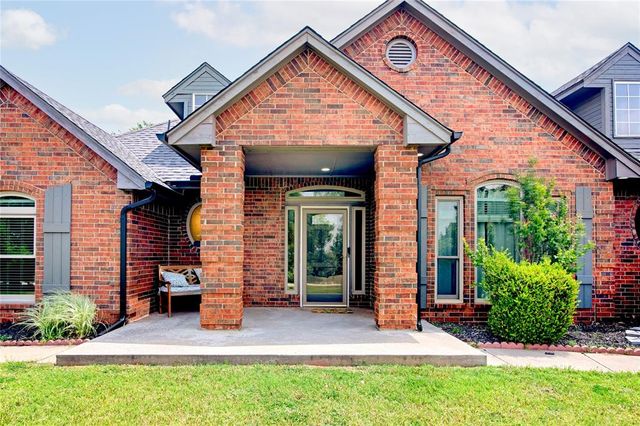 13124 Skyland Drive, Yukon, OK 73099