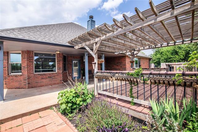 13124 Skyland Drive, Yukon, OK 73099