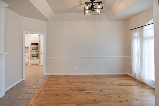 13124 Skyland Drive, Yukon, OK 73099