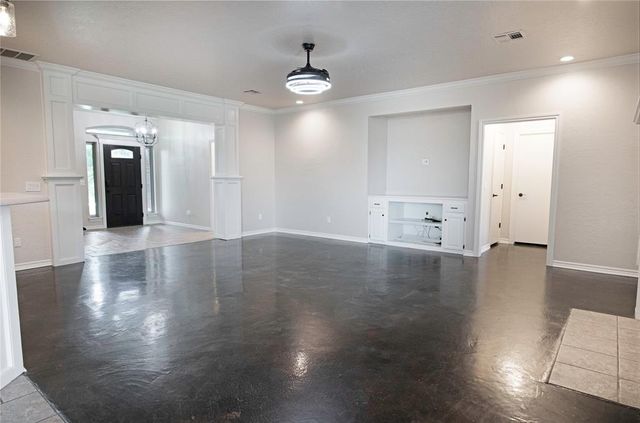 13124 Skyland Drive, Yukon, OK 73099
