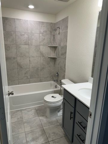 2757 Tobias Lane, Aubrey, TX 76227
