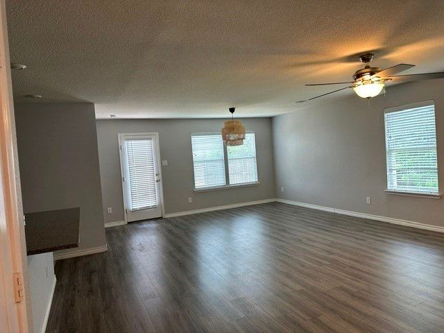 2757 Tobias Lane, Aubrey, TX 76227