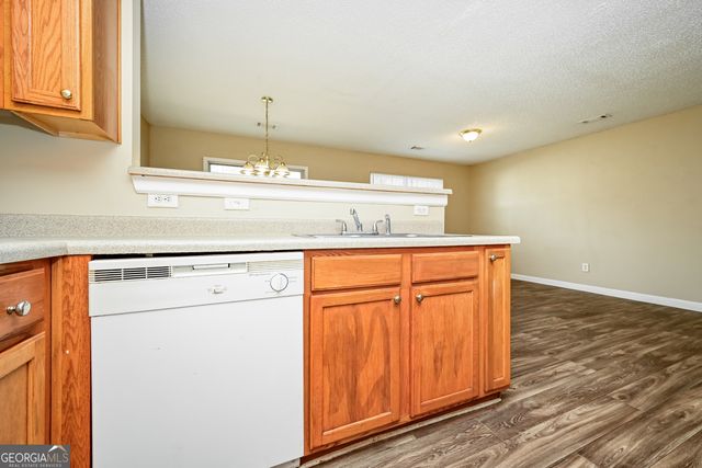 535 Chase Lane, Mcdonough, GA 30253