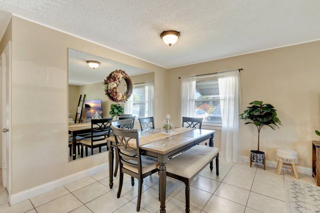 2305 Lowson Boulevard A, Delray Beach, FL 33445